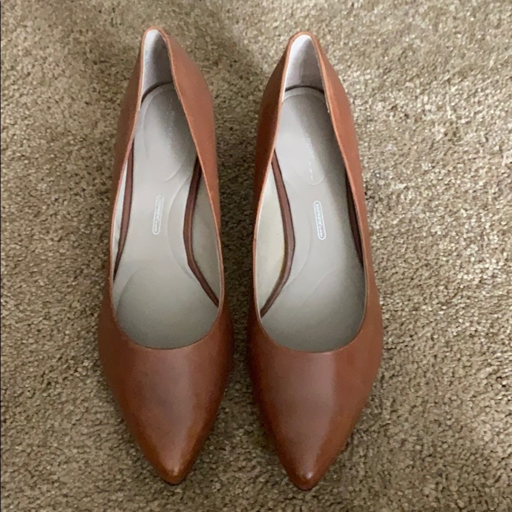 Brown Rockport Heels size 7